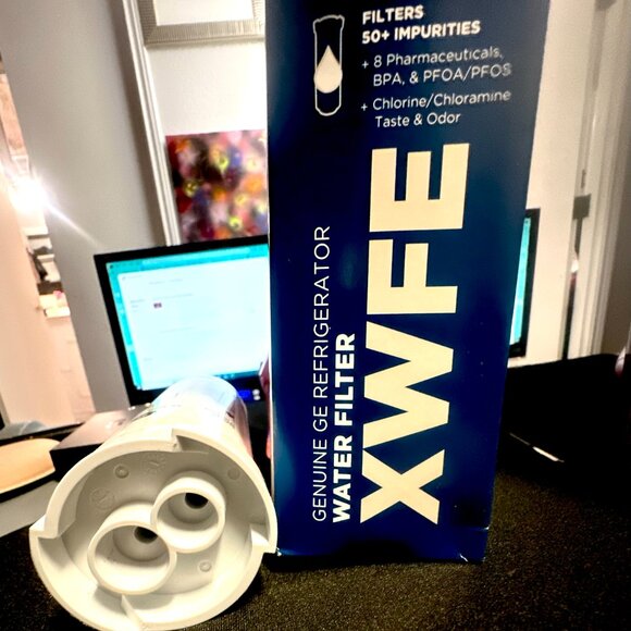 · GE XWFE Refrigerator Water Filter | Certified to Reduce Lead, Sulfur, and 50+ - Picture 2 of 7